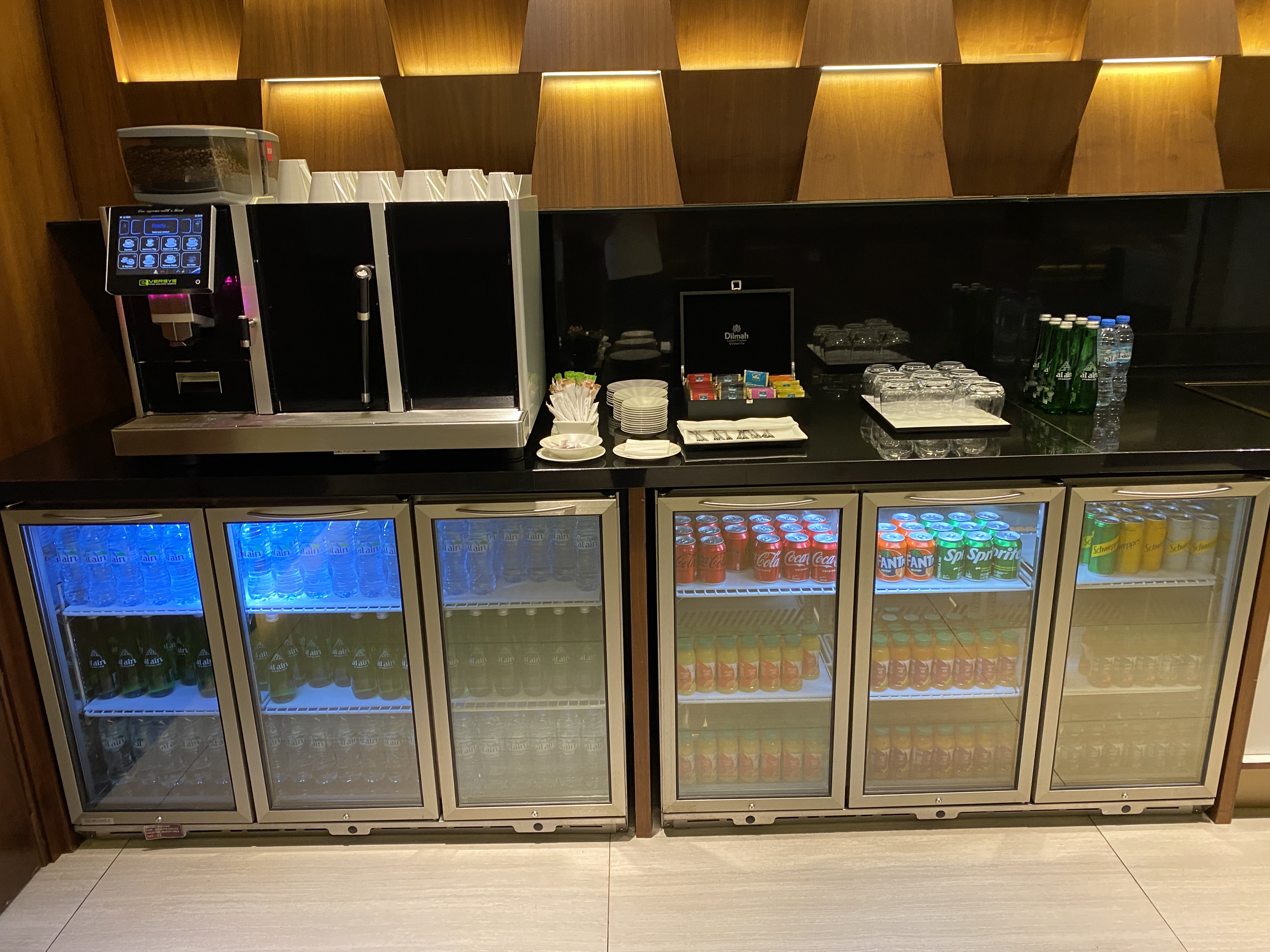 EY First Class Lounge (AUH) - Refreshments