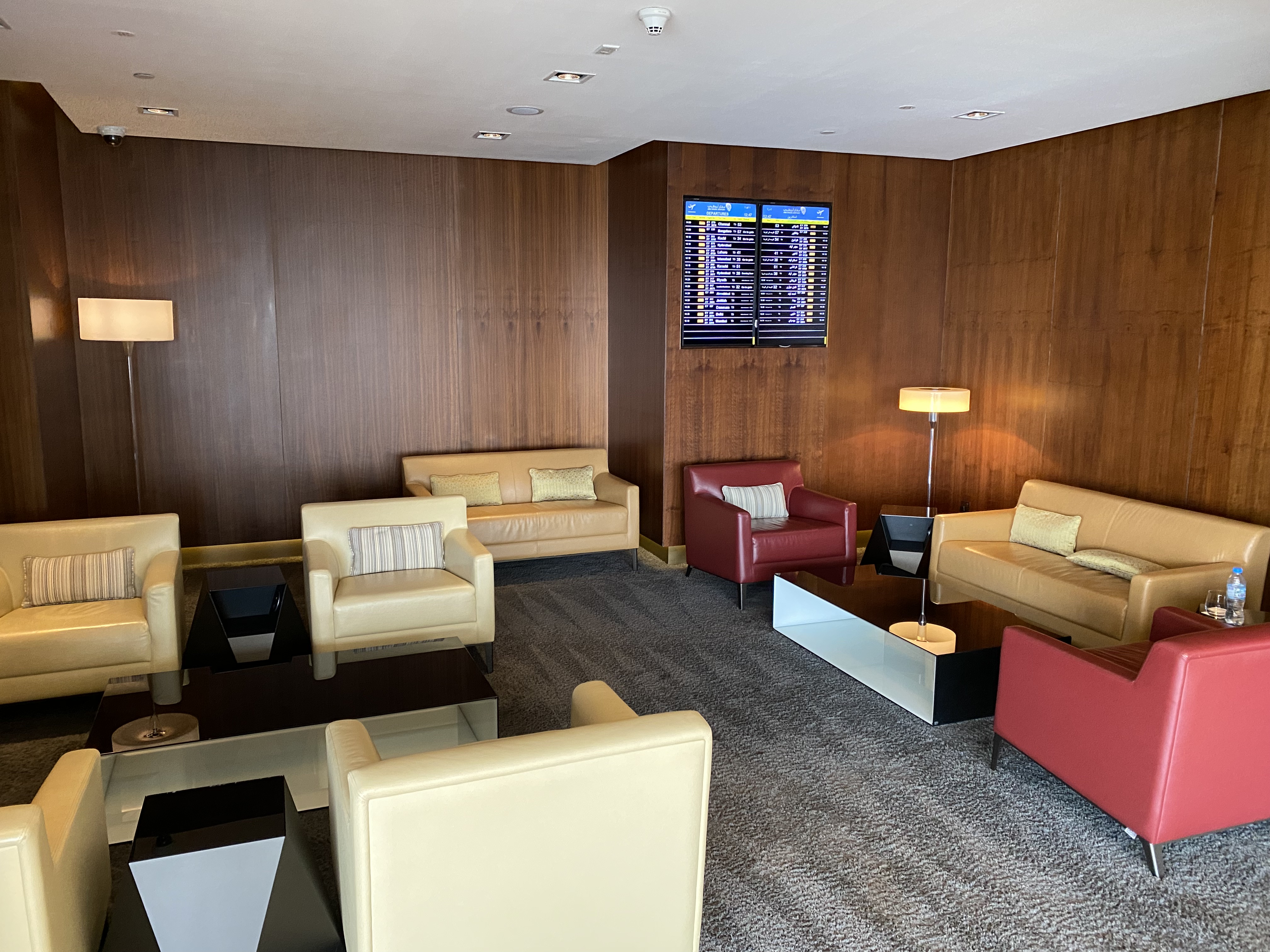 EY First Class Lounge (AUH) - Seating